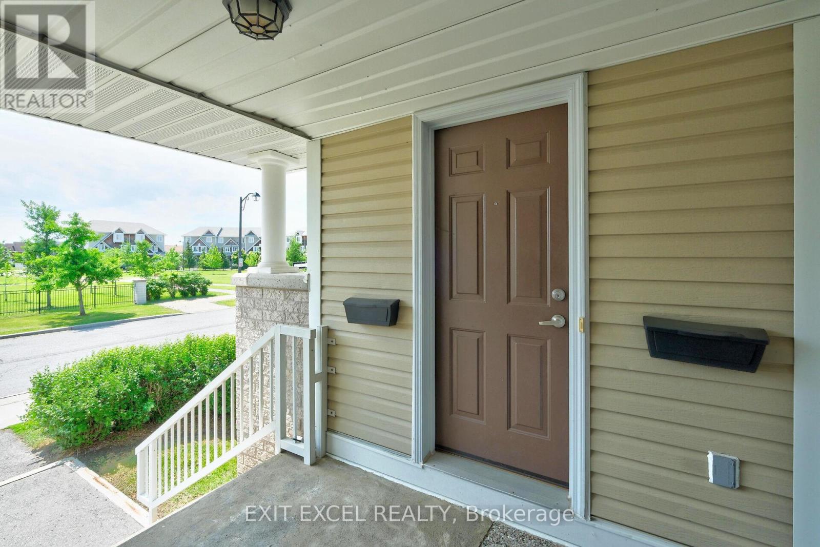 1 - 532 Lakeridge Drive, Ottawa, Ontario  K4A 0H5 - Photo 4 - X13467288