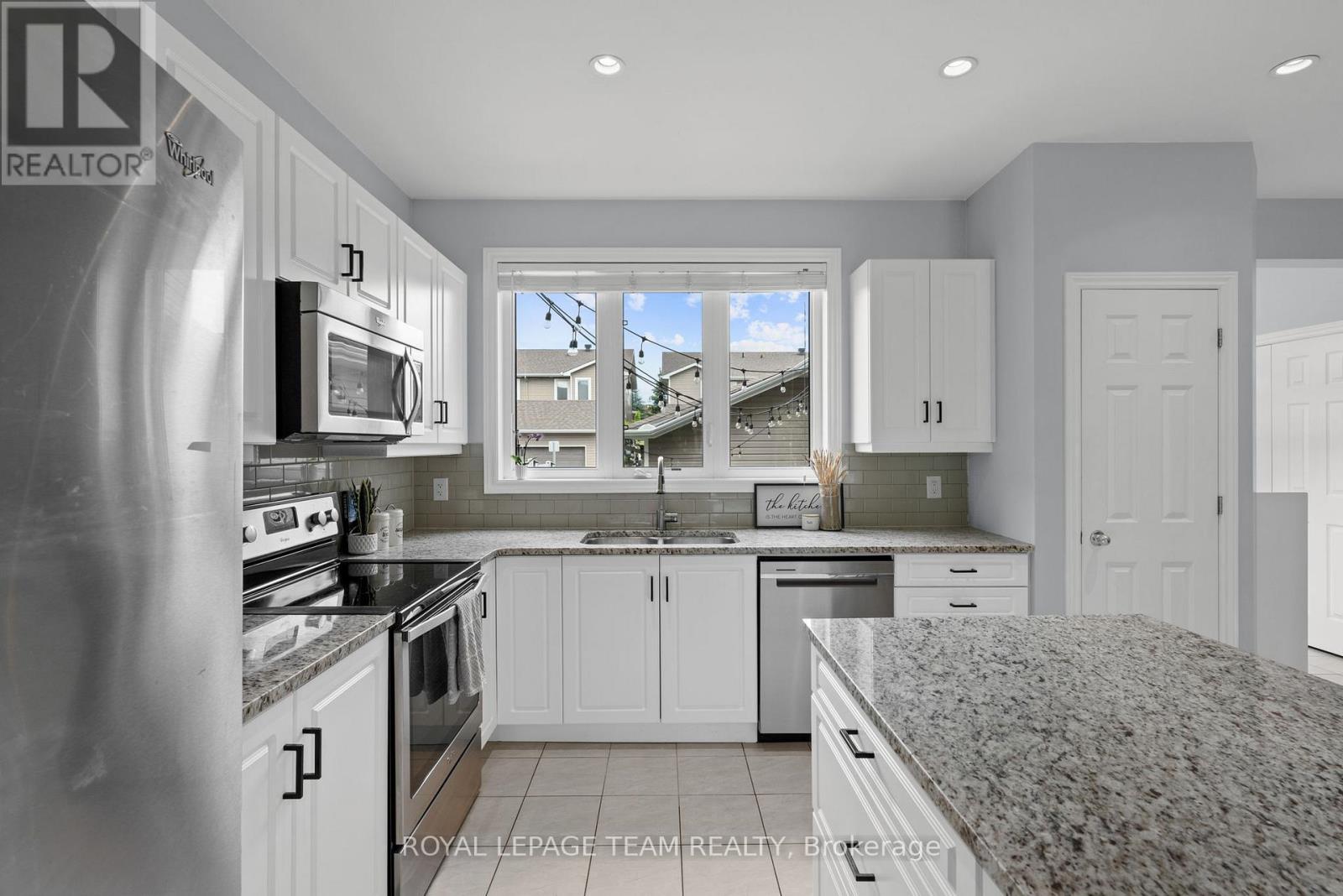 431 Sweetflag Street, Ottawa, Ontario  K2J 5T7 - Photo 9 - X13467360