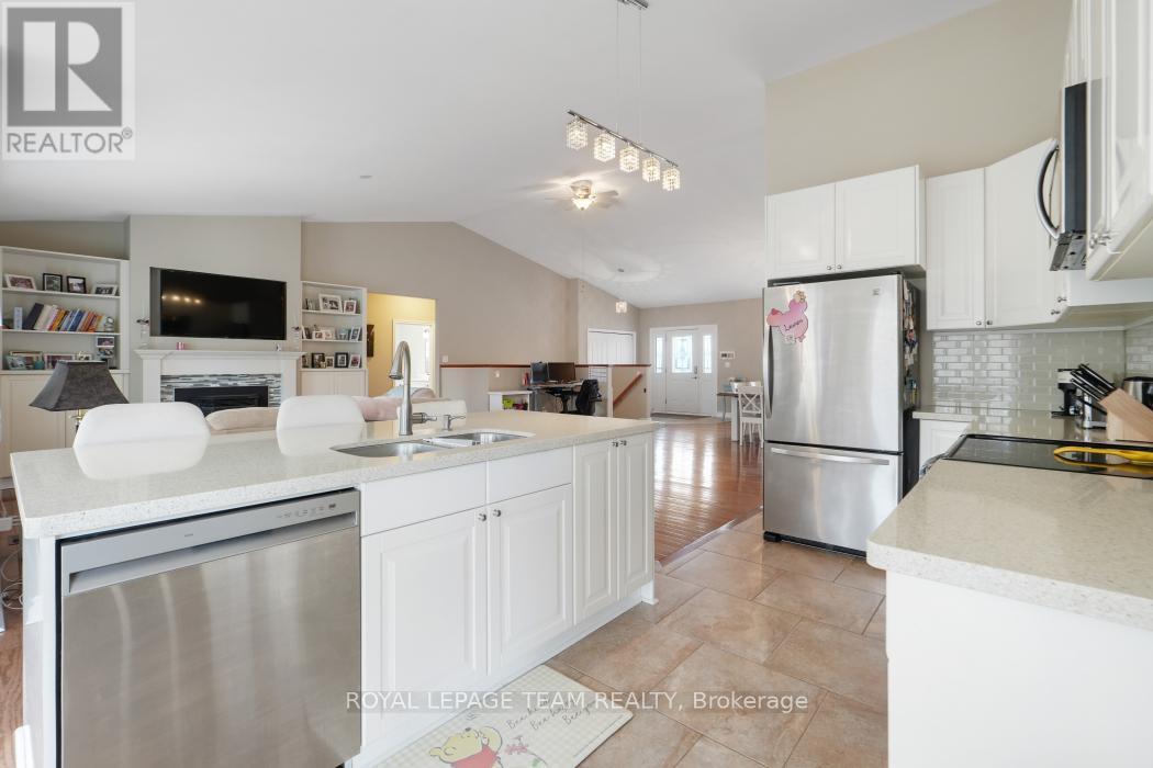 986 South Gower Drive, North Grenville, Ontario  K0G 1J0 - Photo 15 - X13467410