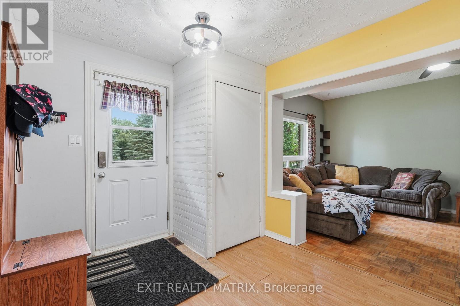 1320 St Joseph Road, Russell, Ontario  K0A 1W0 - Photo 3 - X13467600
