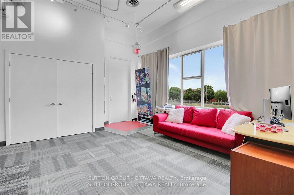 200 - 981 Wellington Street, Ottawa, Ontario  K1Y 2Y1 - Photo 2 - X13467646
