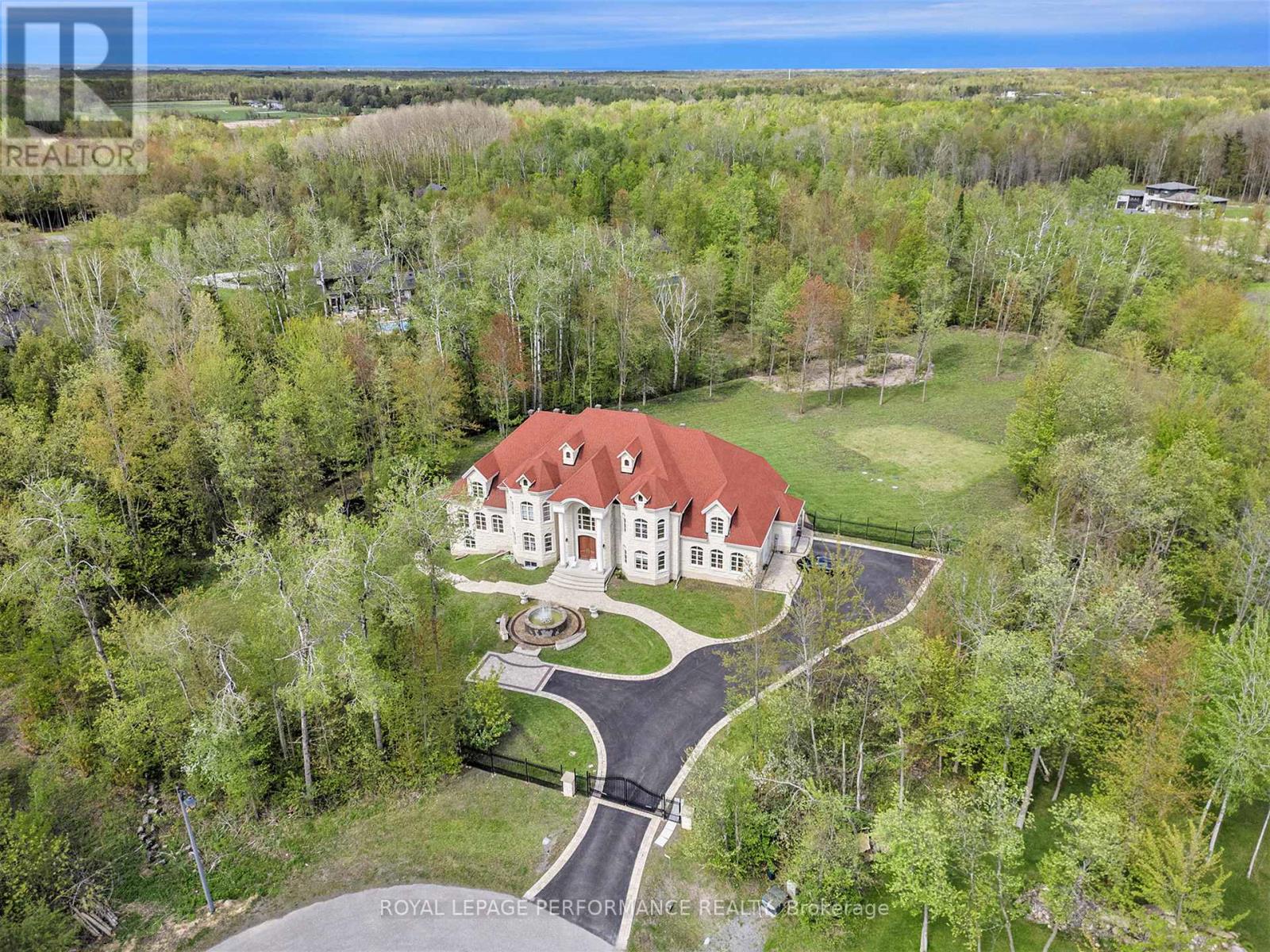 1413 Blackhorse Court, Ottawa, Ontario  K4M 0A6 - Photo 3 - X13467648