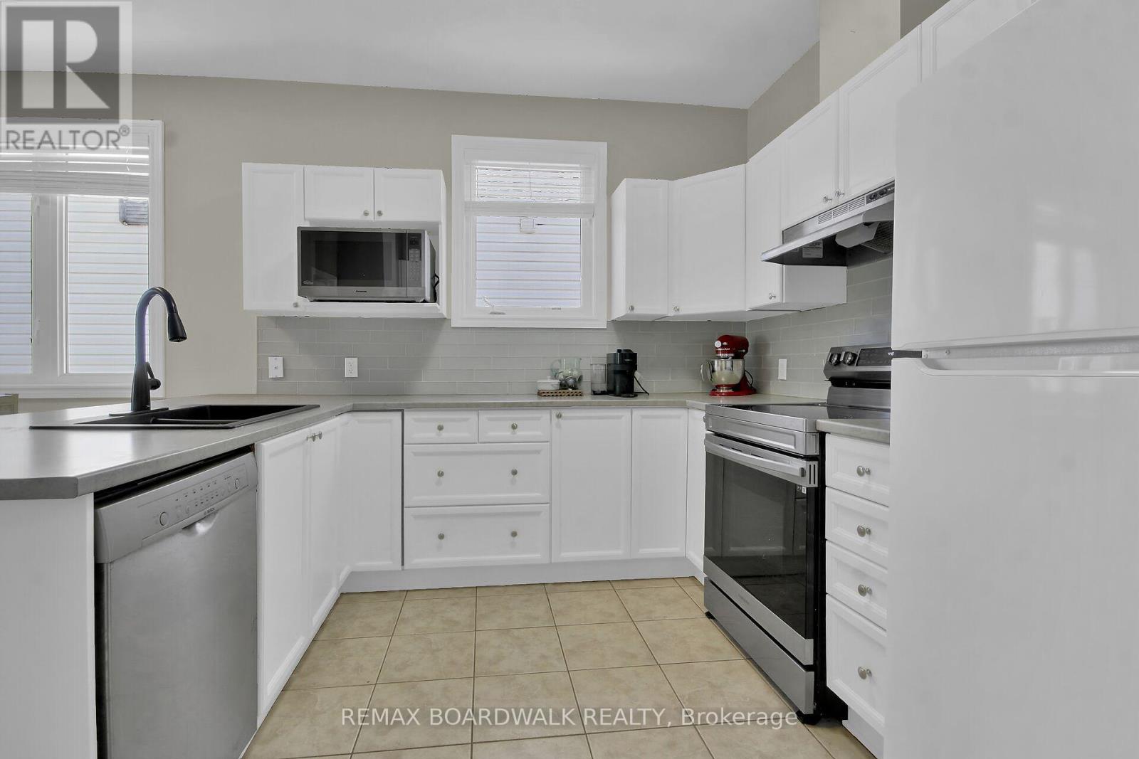 48 Maricona Way, Ottawa, Ontario  K2T 1H2 - Photo 17 - X13467674