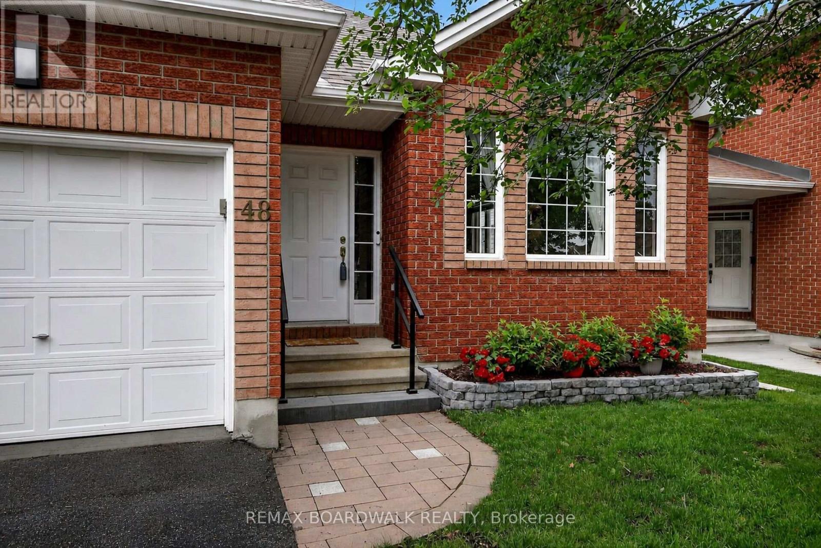 48 Maricona Way, Ottawa, Ontario  K2T 1H2 - Photo 3 - X13467674