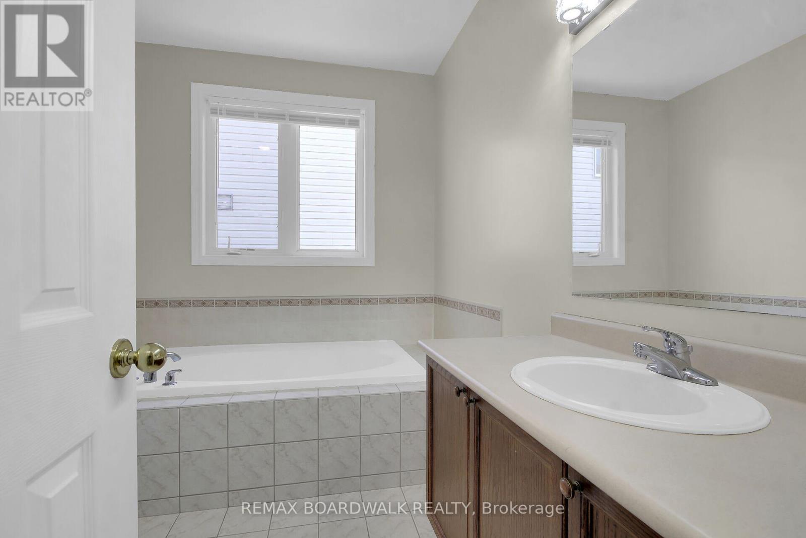 48 Maricona Way, Ottawa, Ontario  K2T 1H2 - Photo 34 - X13467674