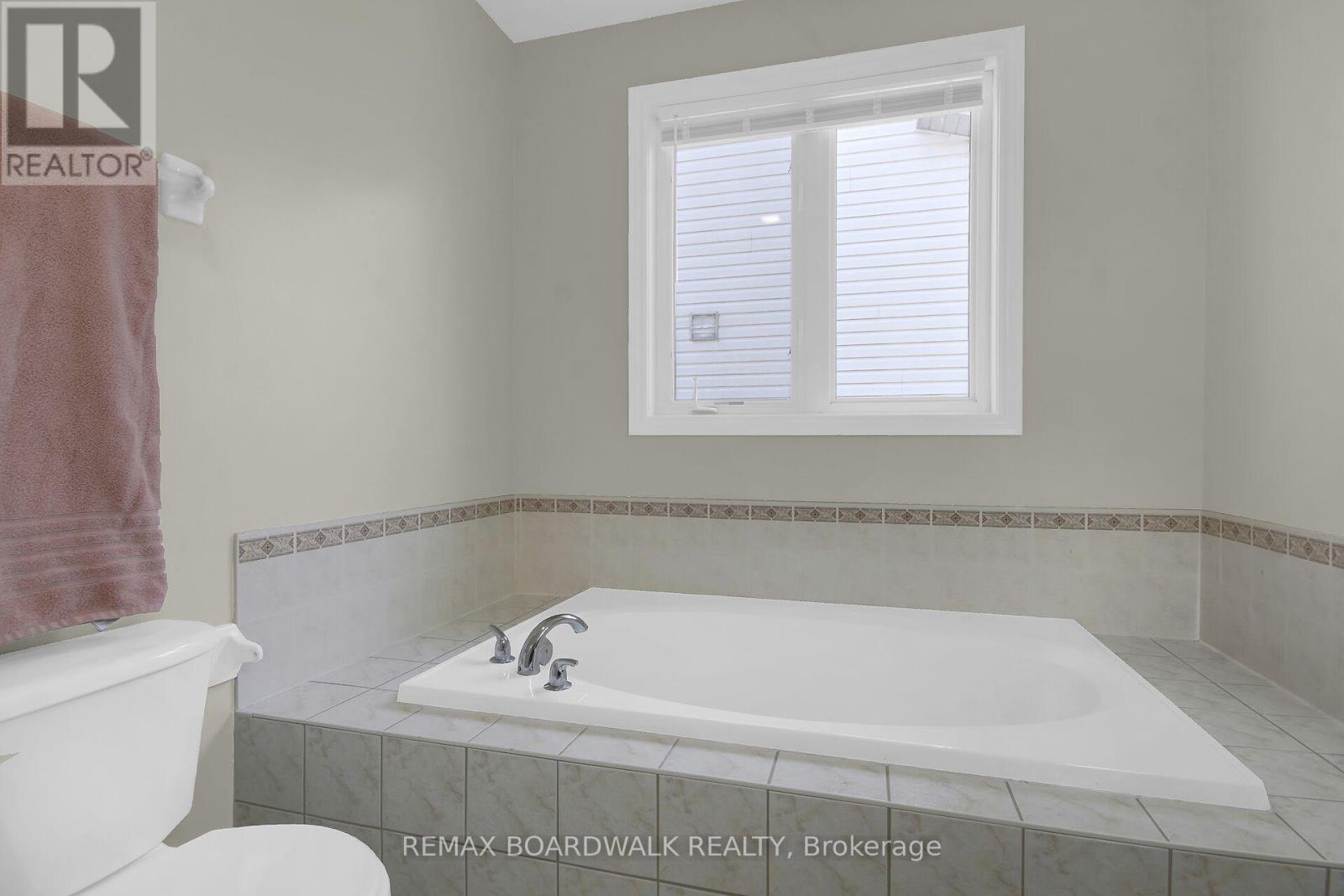 48 Maricona Way, Ottawa, Ontario  K2T 1H2 - Photo 36 - X13467674