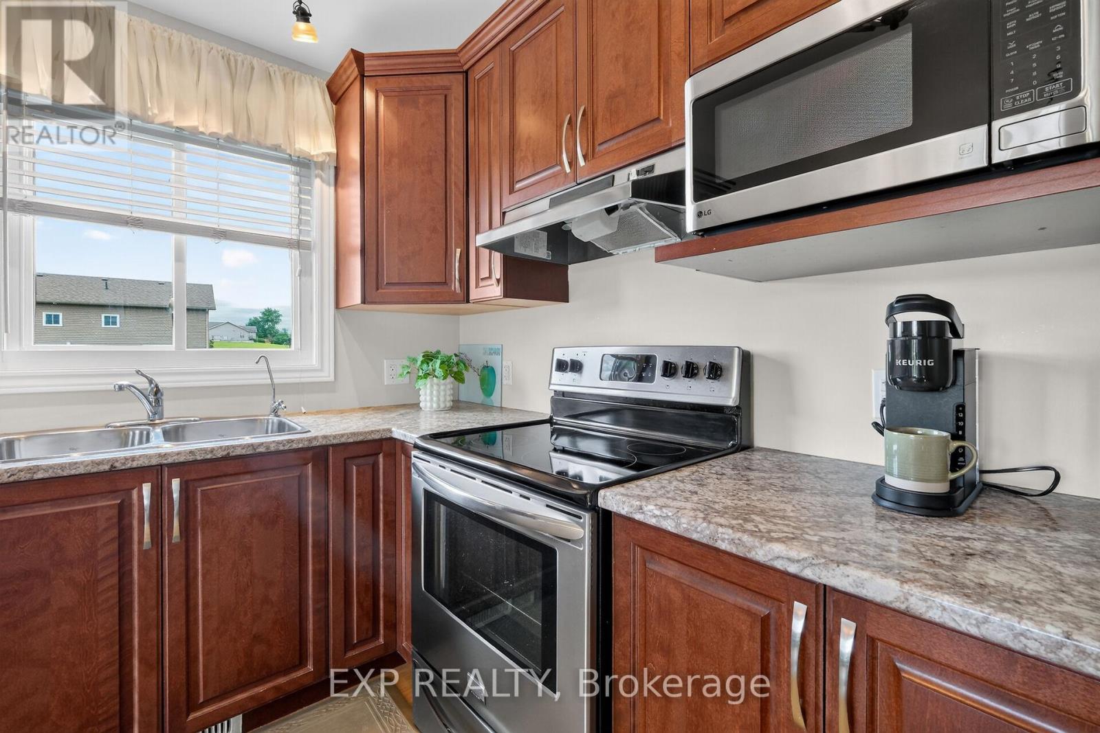 331 Dean Ridge Road, Drummond/north Elmsley, Ontario  K7C 0E1 - Photo 8 - X13467800