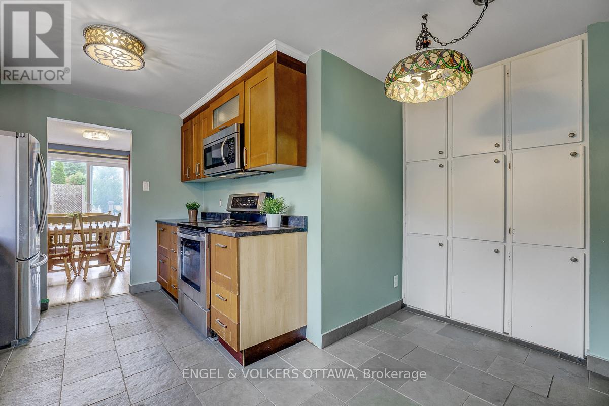1844 Prestwick Drive, Ottawa, Ontario  K1E 2T3 - Photo 19 - X13467838