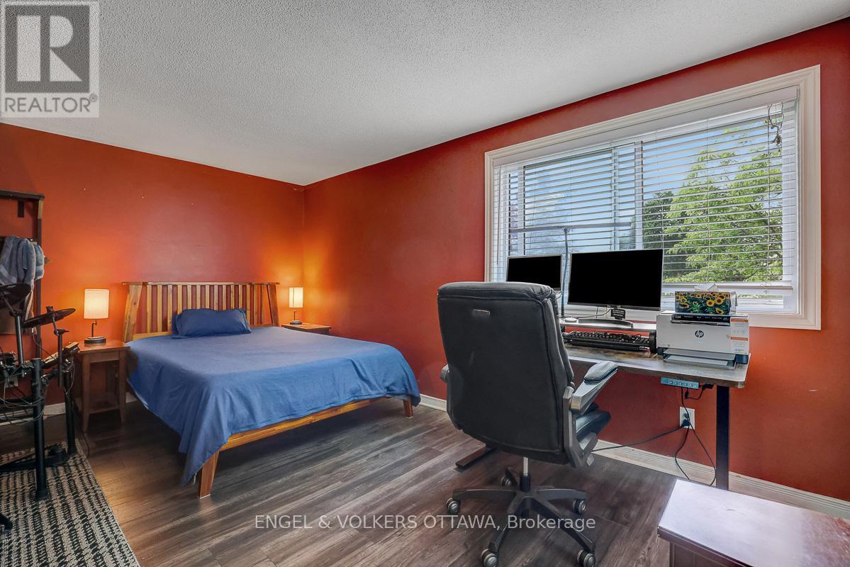 1844 Prestwick Drive, Ottawa, Ontario  K1E 2T3 - Photo 25 - X13467838