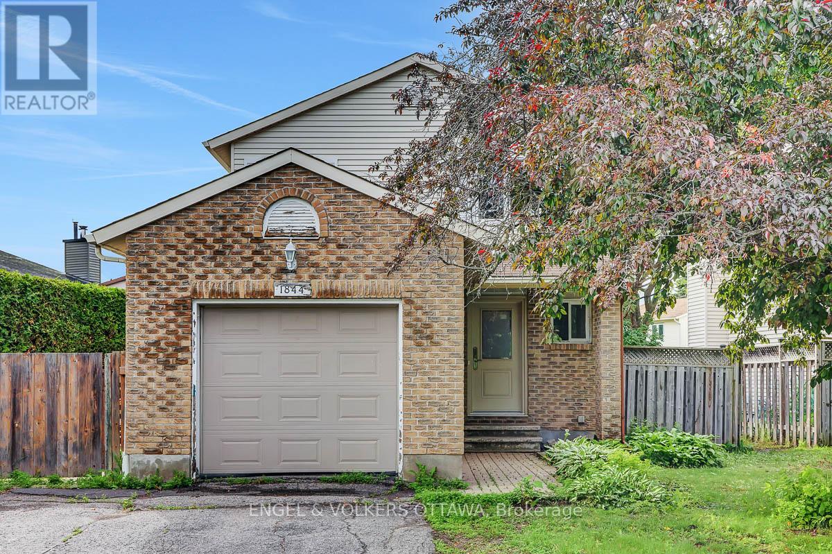 1844 Prestwick Drive, Ottawa, Ontario  K1E 2T3 - Photo 3 - X13467838