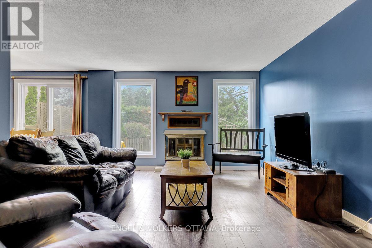 1844 Prestwick Drive, Ottawa, Ontario  K1E 2T3 - Photo 7 - X13467838