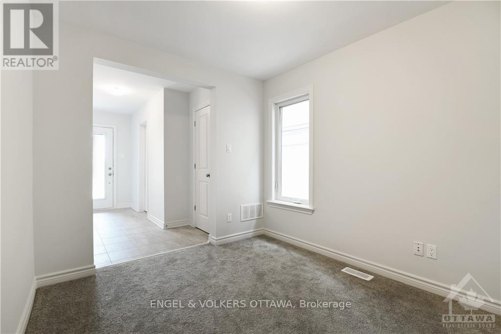 18 Verglas Lane, Ottawa, Ontario  K1W 0P5 - Photo 4 - X13467882