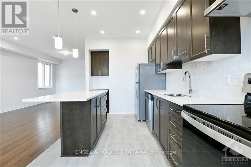 18 Verglas Lane, Ottawa, Ontario  K1W 0P5 - Photo 7 - X13467882