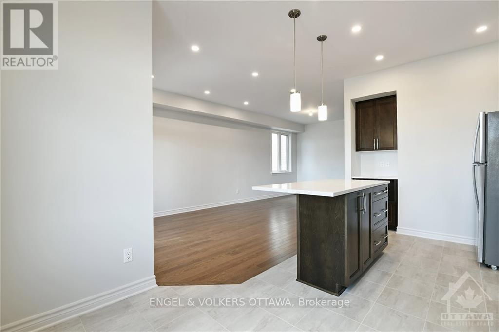 18 Verglas Lane, Ottawa, Ontario  K1W 0P5 - Photo 8 - X13467882