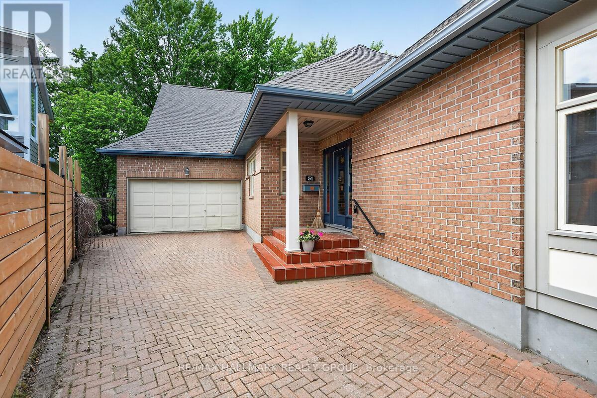 51 Castlethorpe Crescent, Ottawa, Ontario  K2G 5P9 - Photo 3 - X13467964