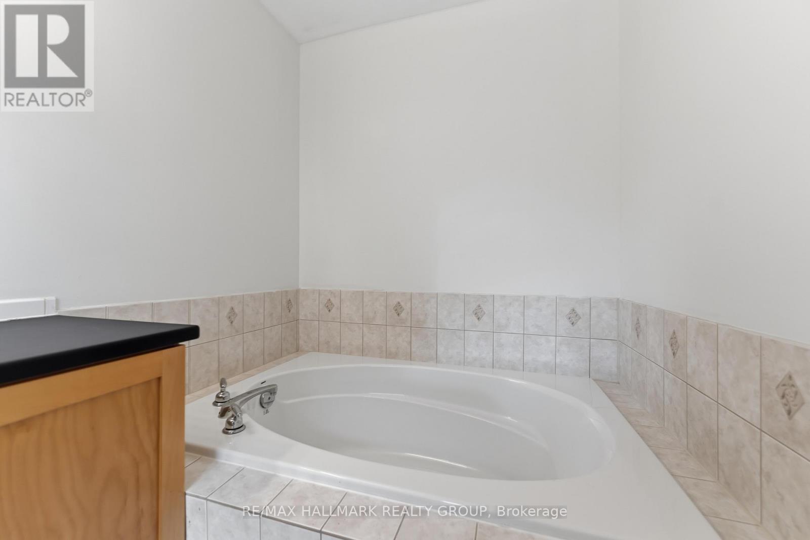 466 Citadel Crescent, Ottawa, Ontario  K2G 7E7 - Photo 23 - X13467982