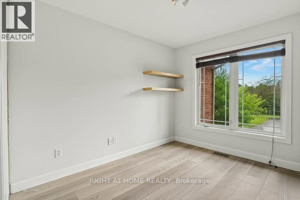 2064 Dunollie Crescent, Ottawa, Ontario  K2W 1H6 - Photo 11 - X13468012