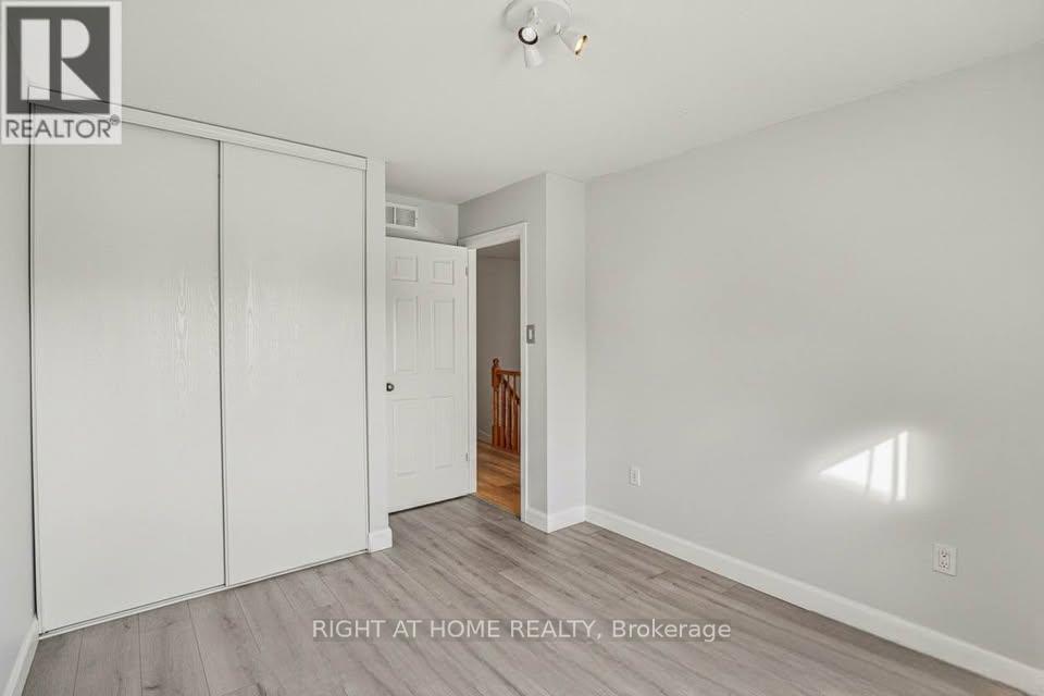 2064 Dunollie Crescent, Ottawa, Ontario  K2W 1H6 - Photo 17 - X13468012