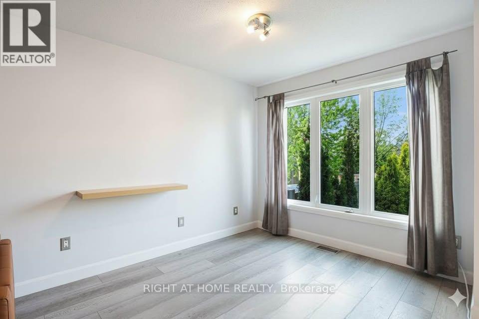 2064 Dunollie Crescent, Ottawa, Ontario  K2W 1H6 - Photo 7 - X13468012