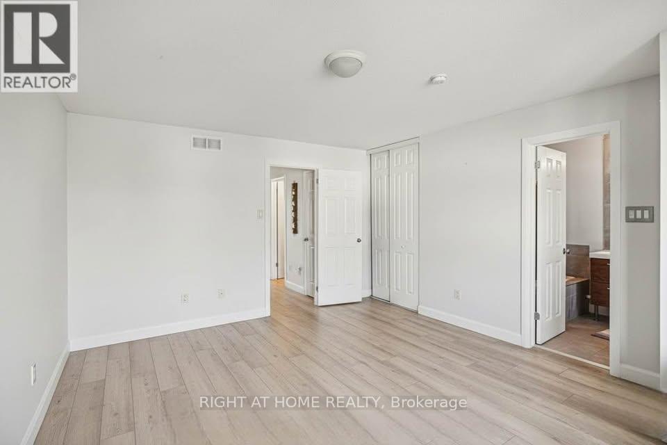 2064 Dunollie Crescent, Ottawa, Ontario  K2W 1H6 - Photo 9 - X13468012