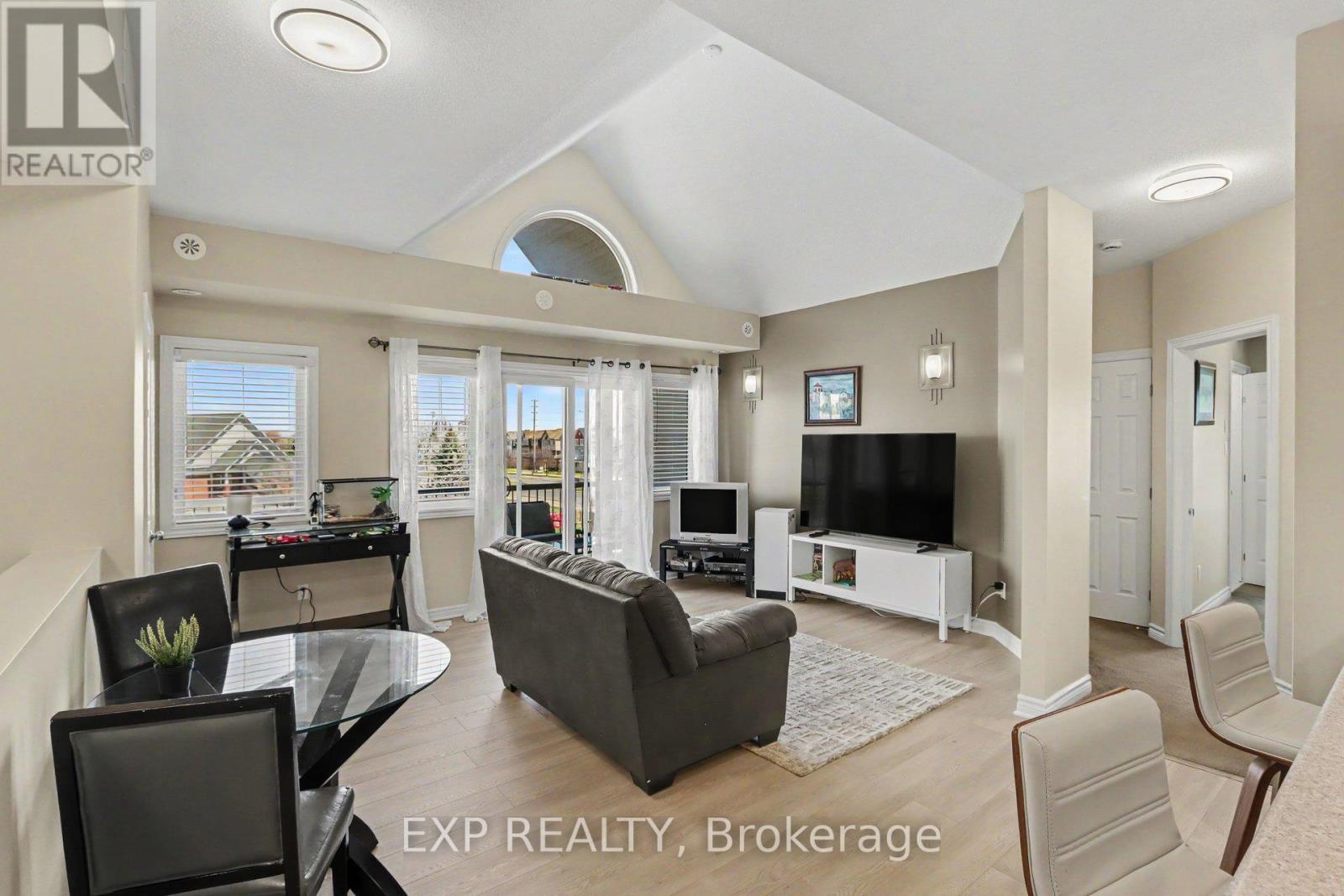 J - 135 Harthill Way, Ottawa, Ontario  K2J 5V1 - Photo 8 - X13461534