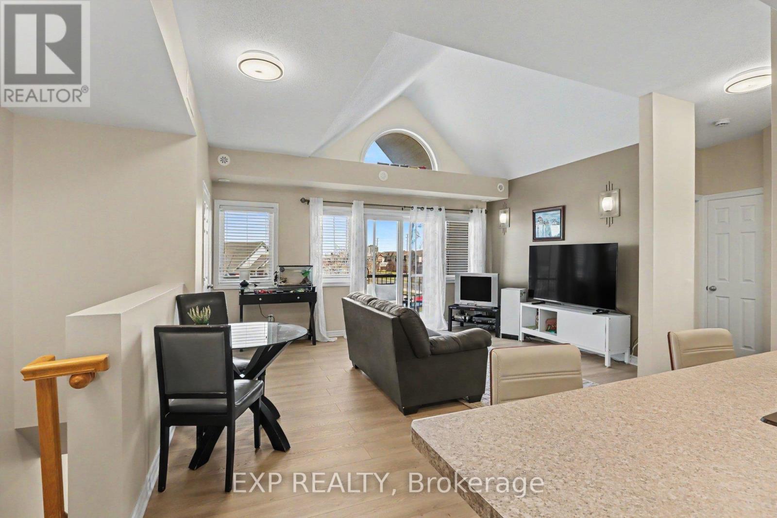 J - 135 Harthill Way, Ottawa, Ontario  K2J 5V1 - Photo 9 - X13461534