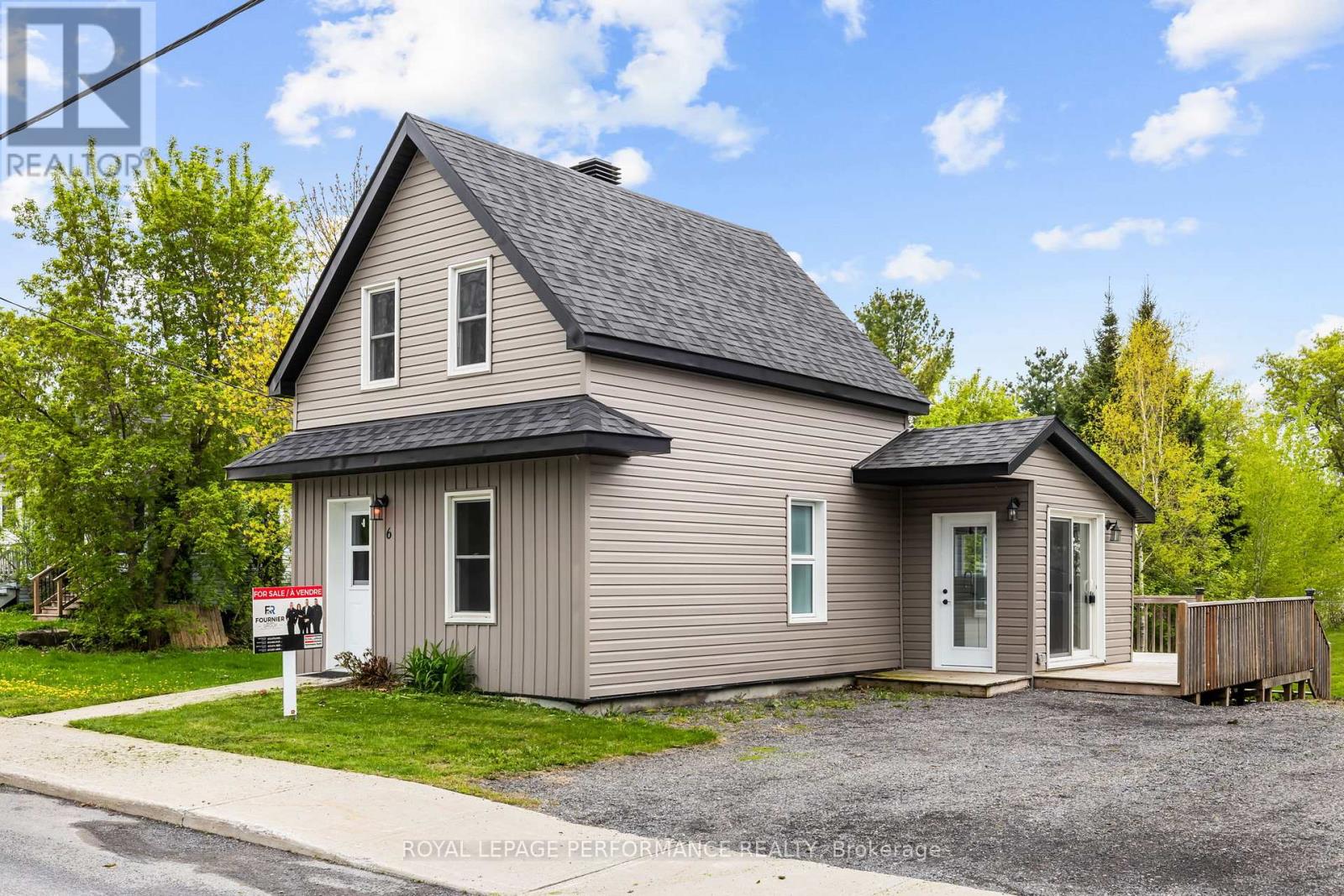 6 Spring Street, North Glengarry, Ontario  K0C 1T0 - Photo 2 - X13468140