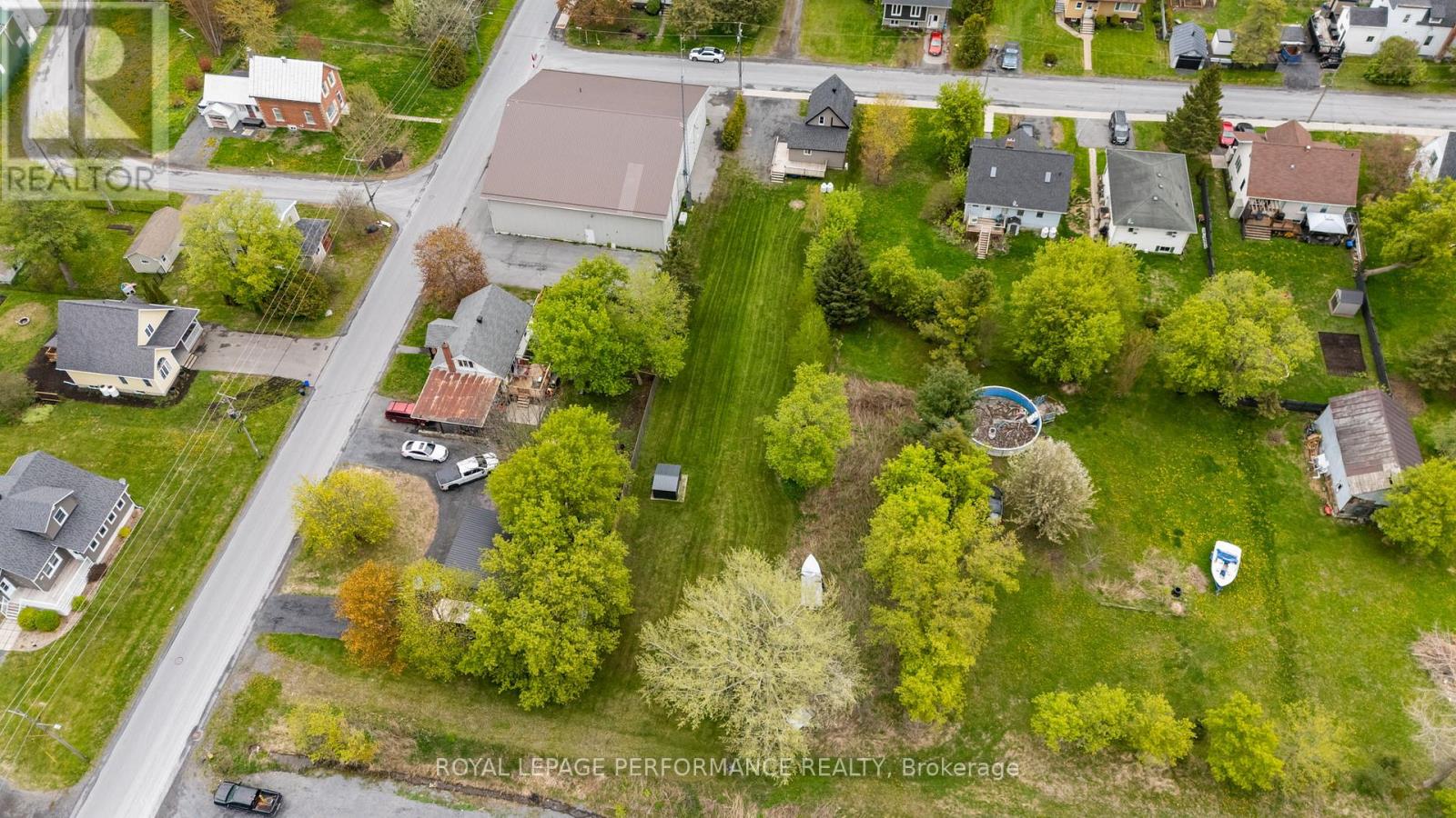 6 Spring Street, North Glengarry, Ontario  K0C 1T0 - Photo 37 - X13468140