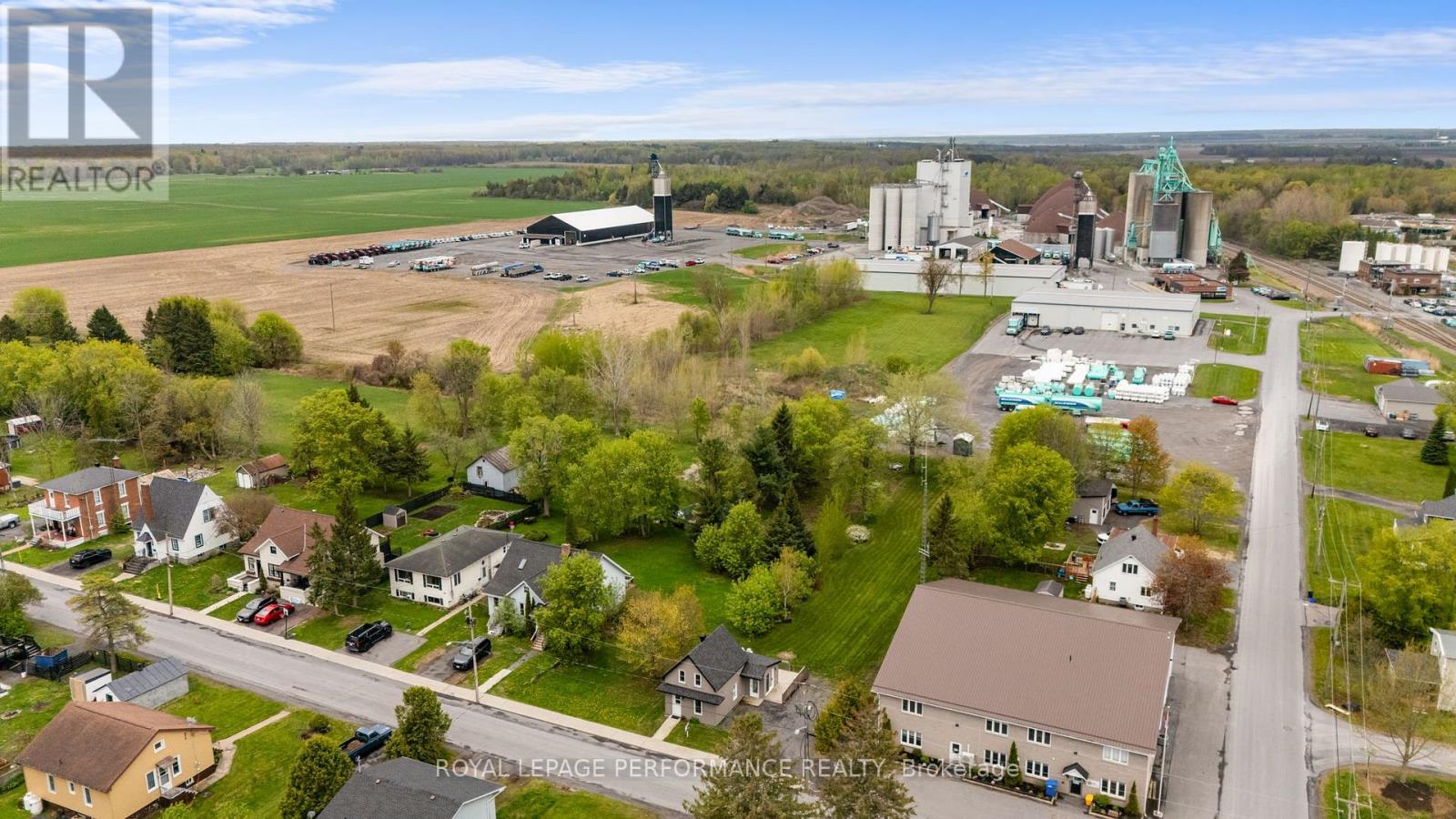 6 Spring Street, North Glengarry, Ontario  K0C 1T0 - Photo 45 - X13468140