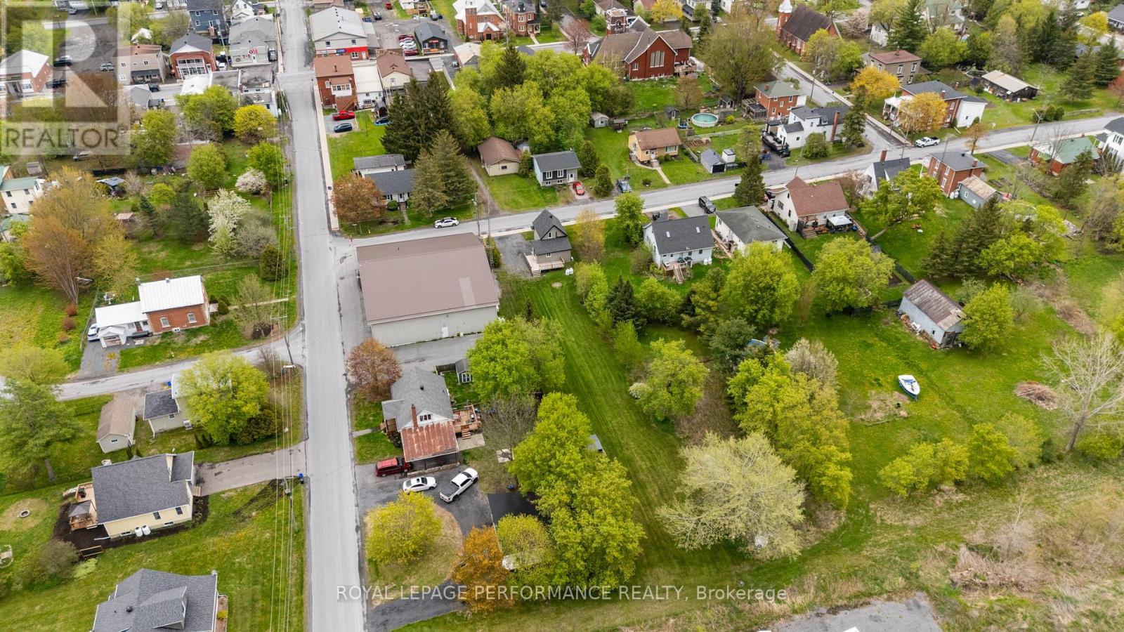 6 Spring Street, North Glengarry, Ontario  K0C 1T0 - Photo 46 - X13468140