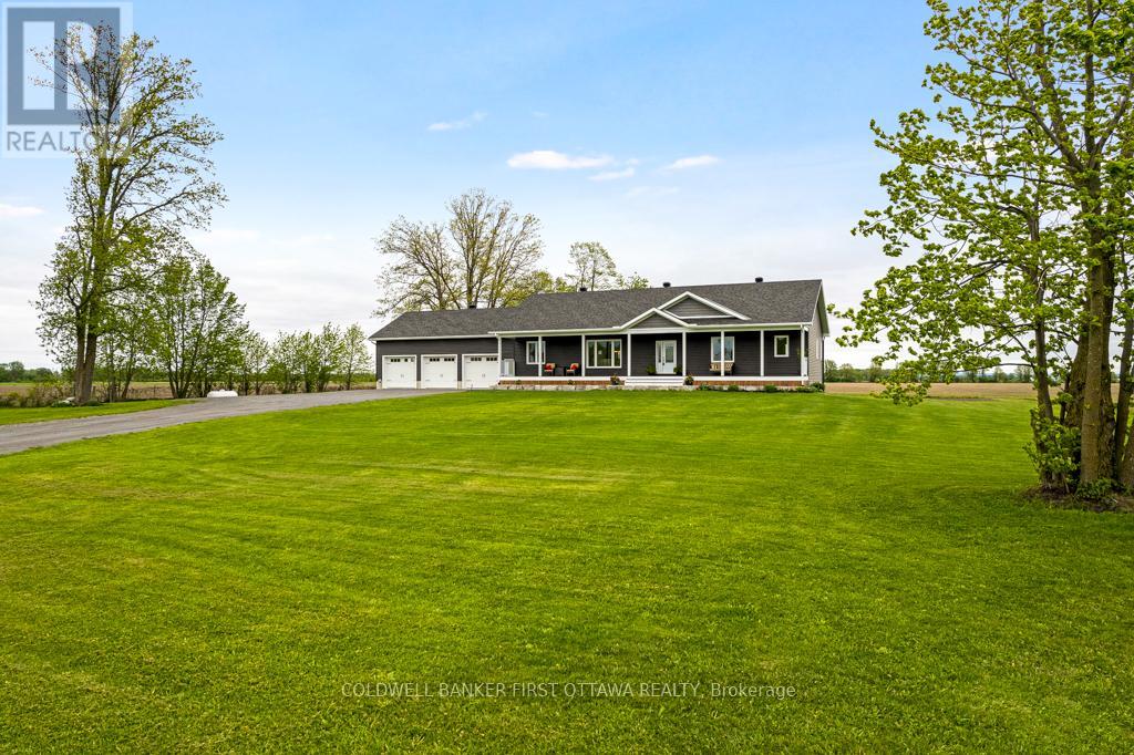 800 Waba Road, Mississippi Mills, Ontario  K0A 2X0 - Photo 2 - X13468270