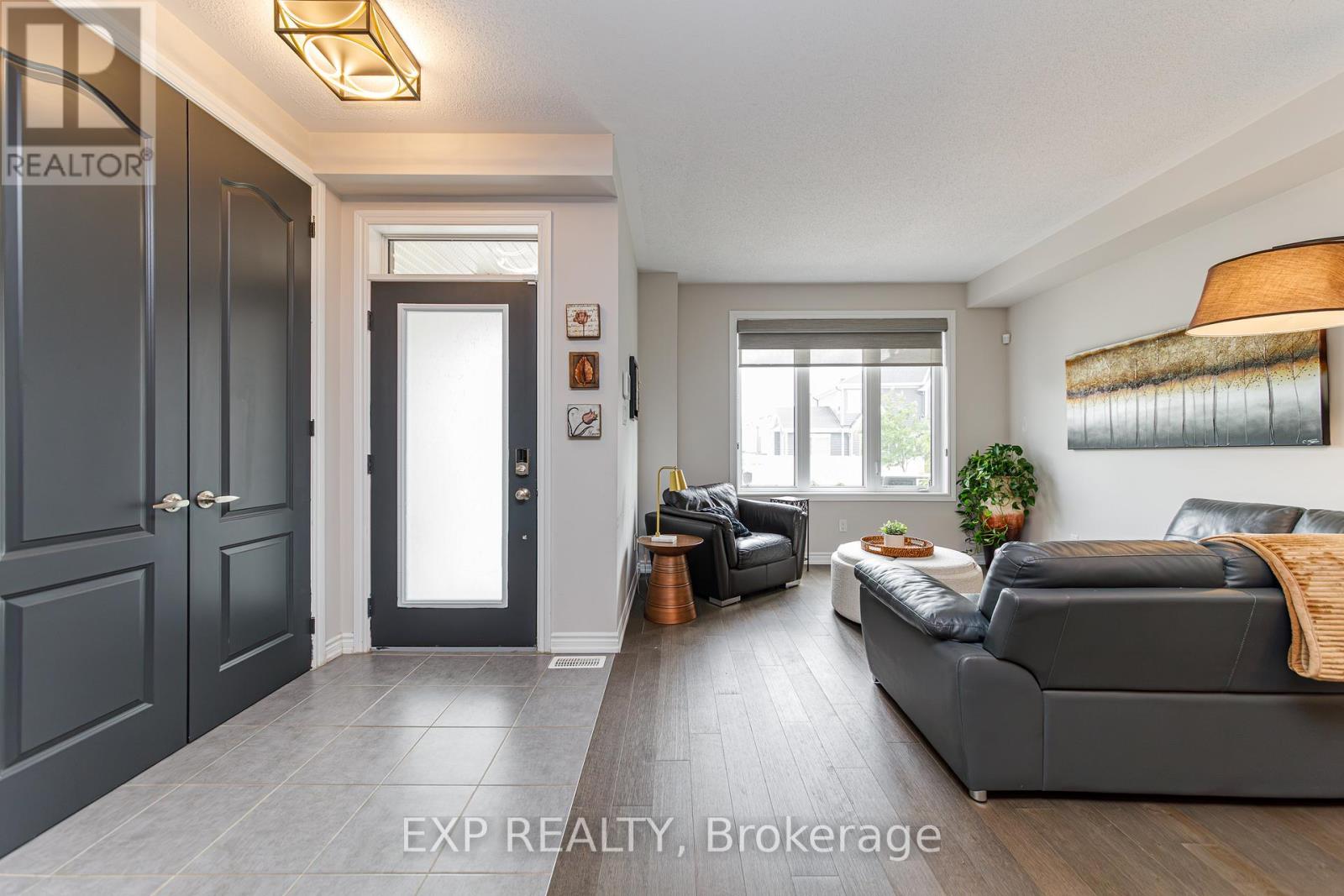 822 Horseshoe Falls Way, Ottawa, Ontario  K2J 6P5 - Photo 3 - X13468550