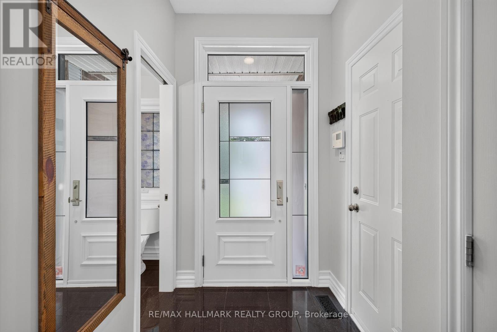460 Grey Seal Circle, Ottawa, Ontario  K1V 2H7 - Photo 3 - X13468568