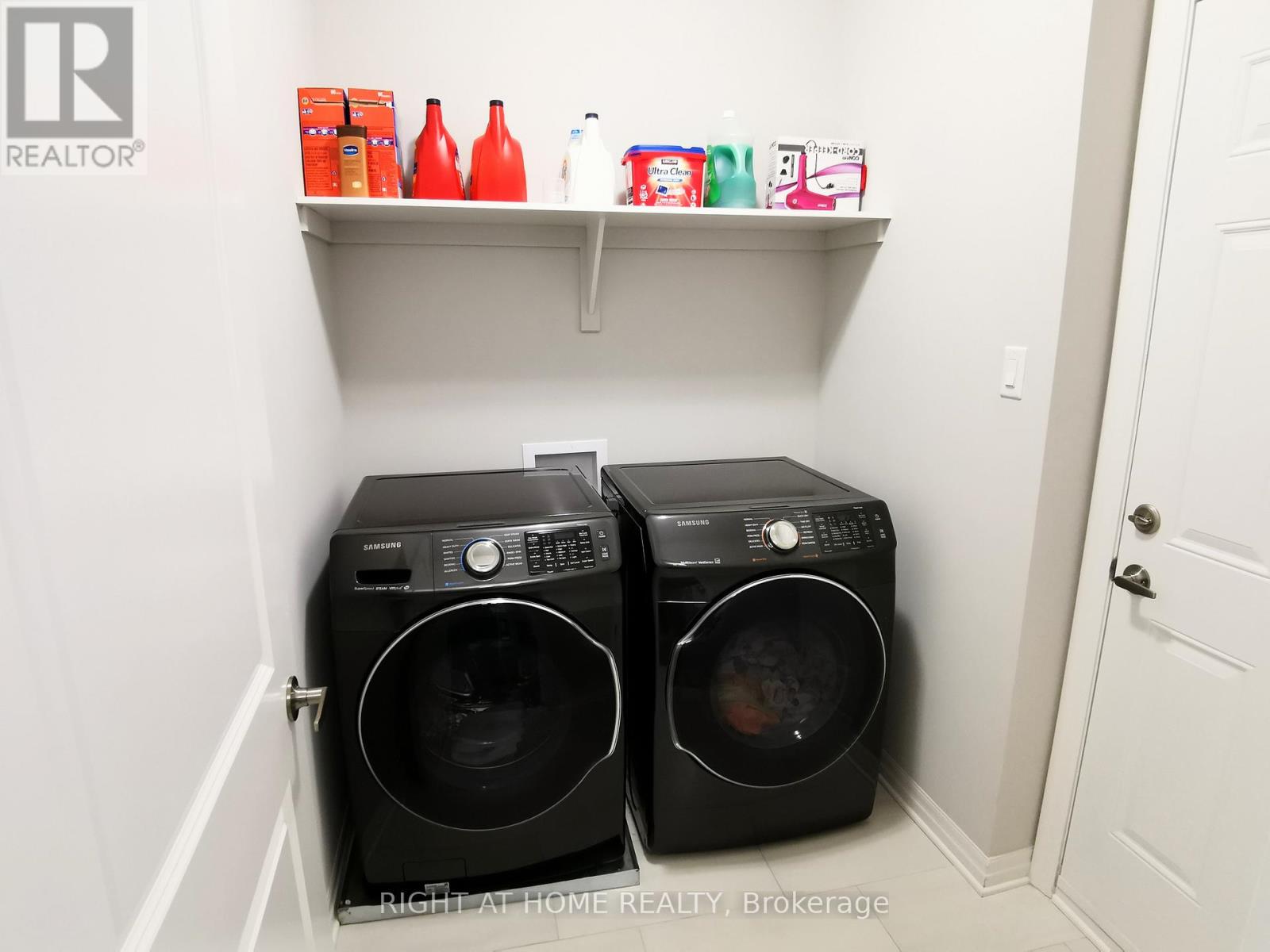 321 Lysander Place, Ottawa, Ontario  K1K 3X8 - Photo 13 - X13468614
