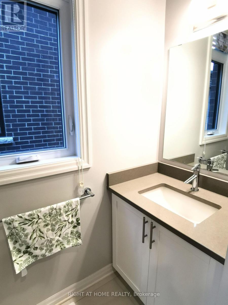 321 Lysander Place, Ottawa, Ontario  K1K 3X8 - Photo 5 - X13468614