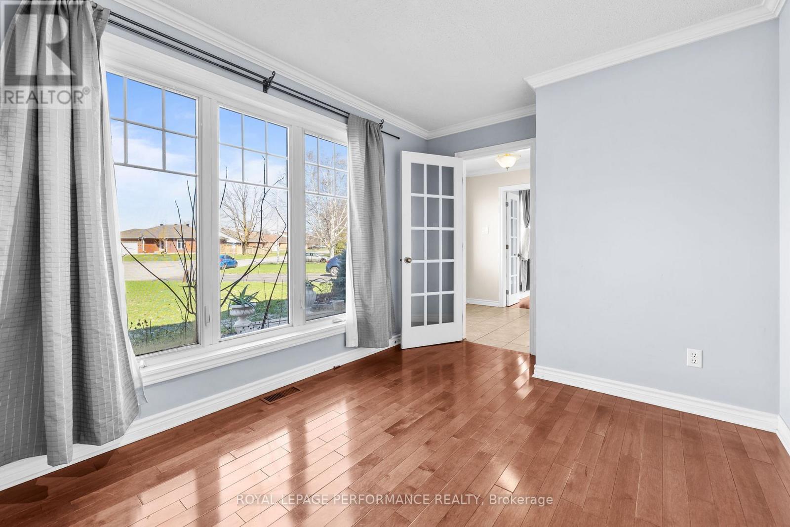 54 Lapointe Boulevard, Russell, Ontario  K0A 1W0 - Photo 8 - X13468644