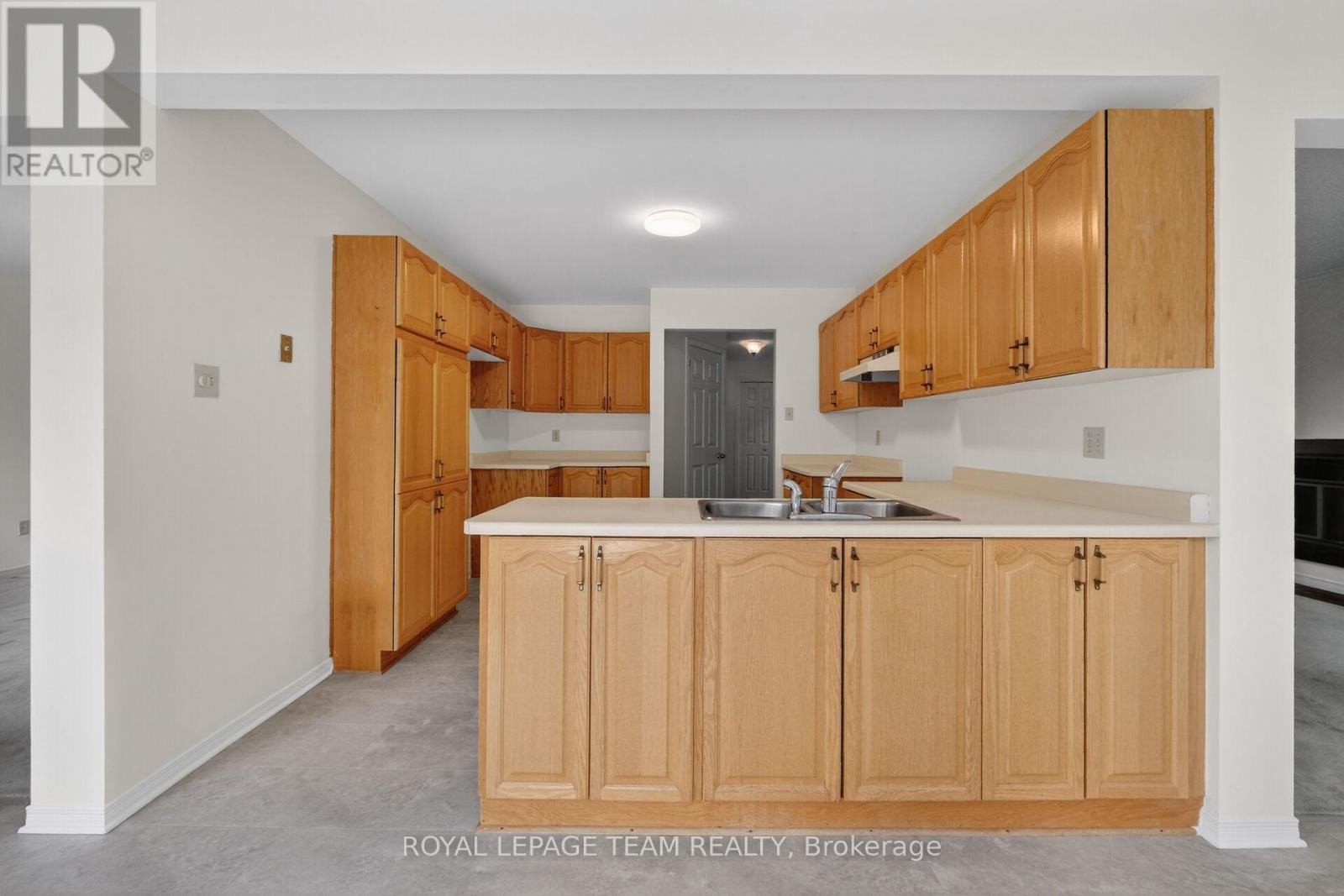 6 Shetland Way, Ottawa, Ontario  K2M 1P5 - Photo 17 - X13468940