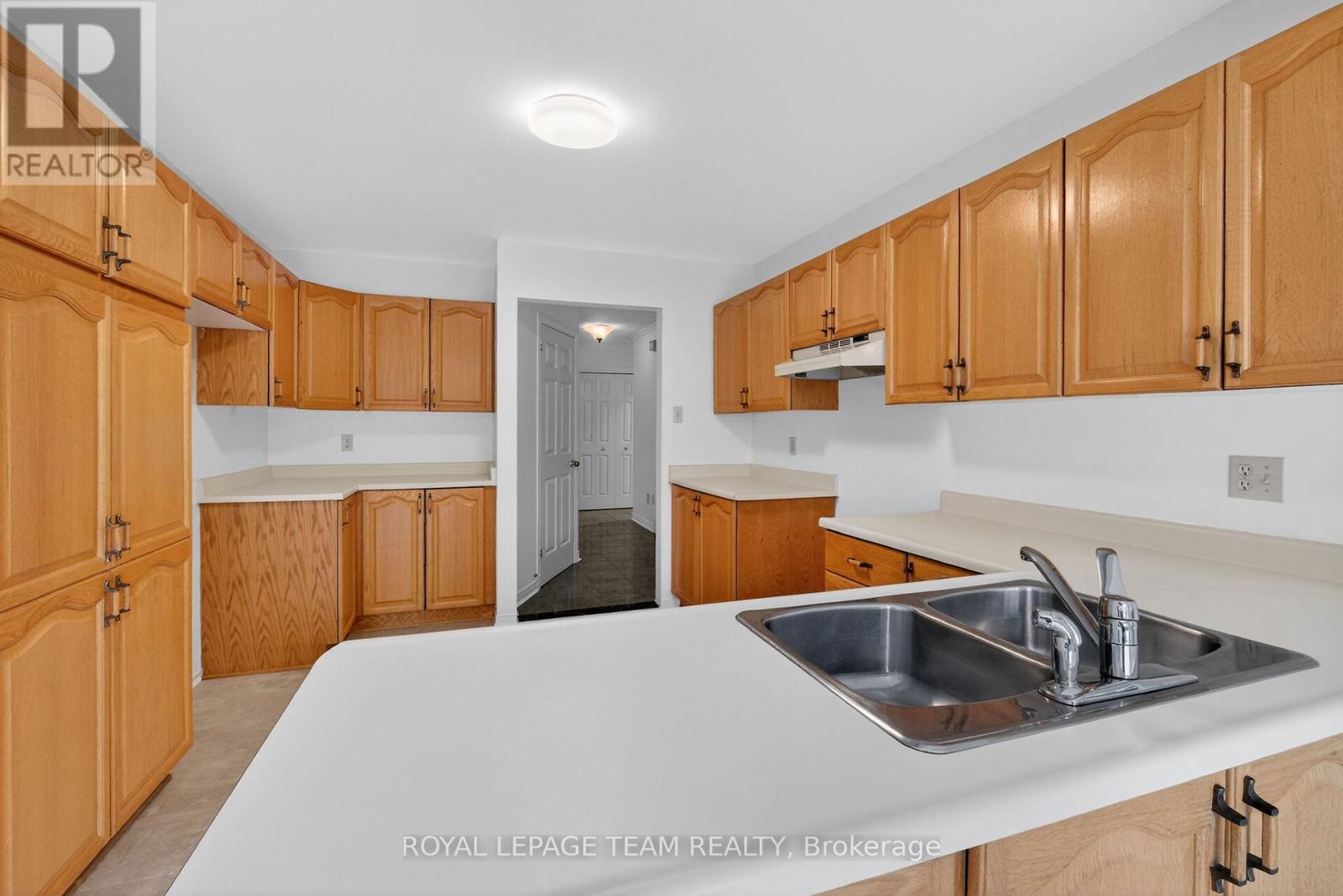 6 Shetland Way, Ottawa, Ontario  K2M 1P5 - Photo 18 - X13468940
