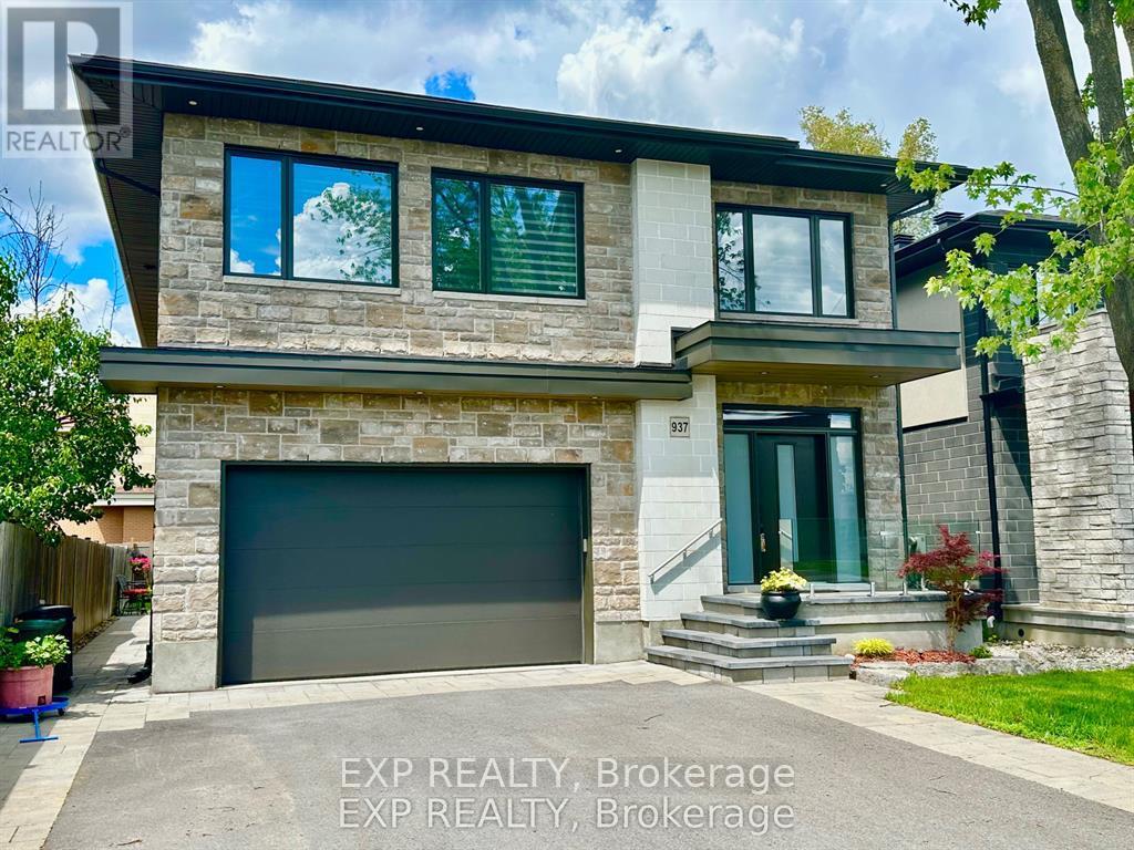 937 Falaise Road, Ottawa, Ontario  K2C 0M1 - Photo 1 - X13468986