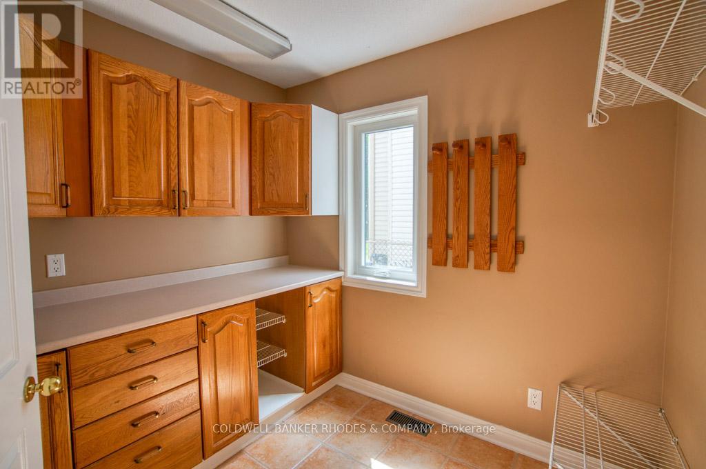 1349 Gaultois Avenue, Ottawa, Ontario  K1C 6G5 - Photo 28 - X13469012