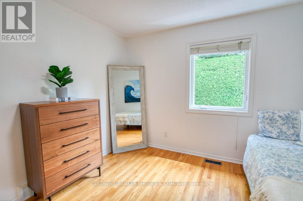 1349 Gaultois Avenue, Ottawa, Ontario  K1C 6G5 - Photo 9 - X13469012