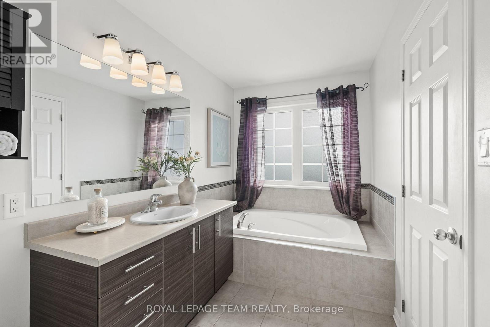 102 Lochnaw Private, Ottawa, Ontario  K2J 5X6 - Photo 31 - X13469064
