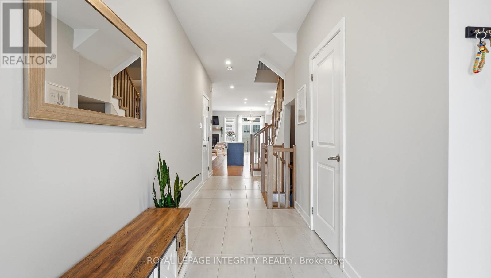 662 Putney Crescent, Ottawa, Ontario  K2S 1E7 - Photo 3 - X13469068