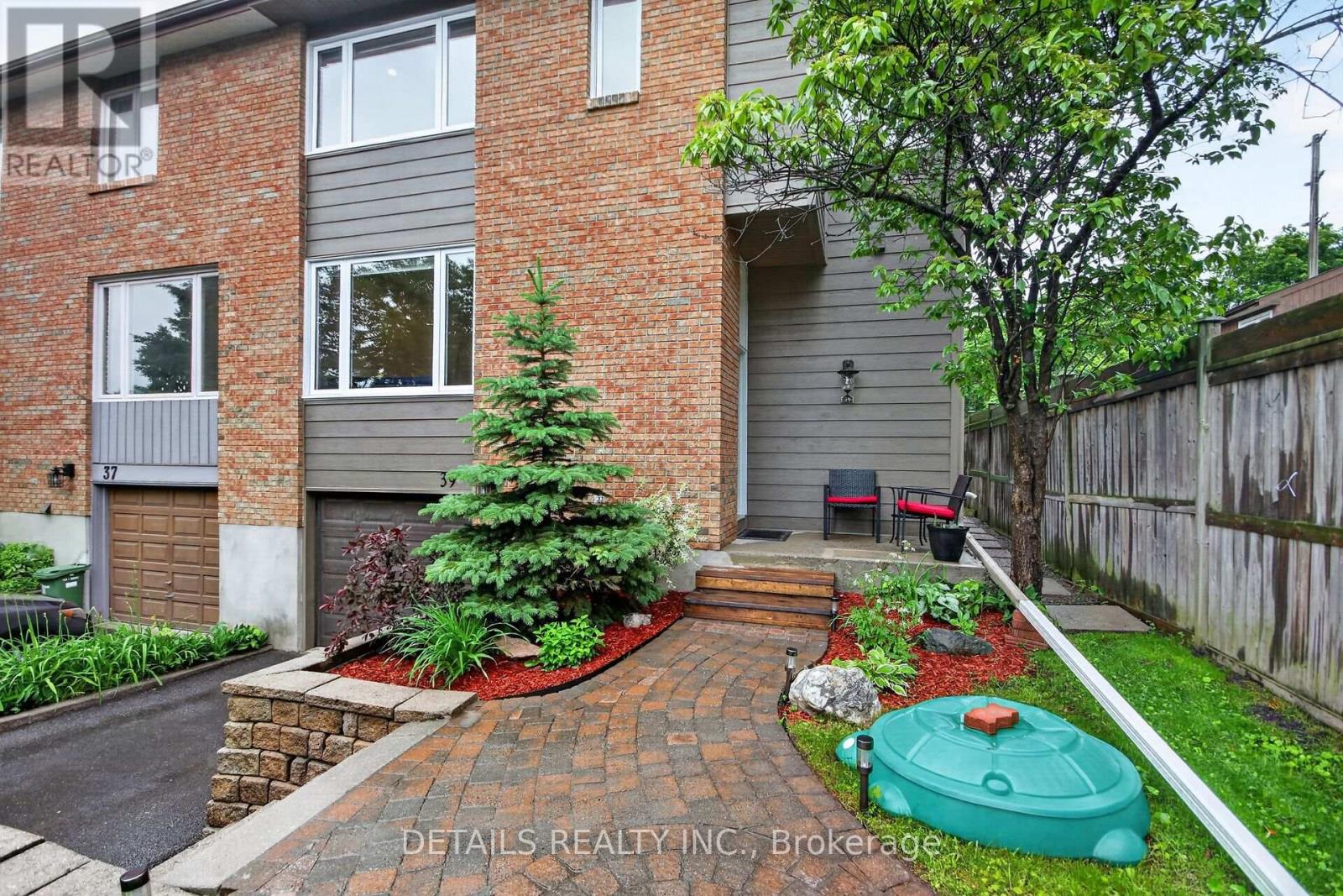 39 Sandhurst Court, Ottawa, Ontario  K1V 9W9 - Photo 2 - X13469110