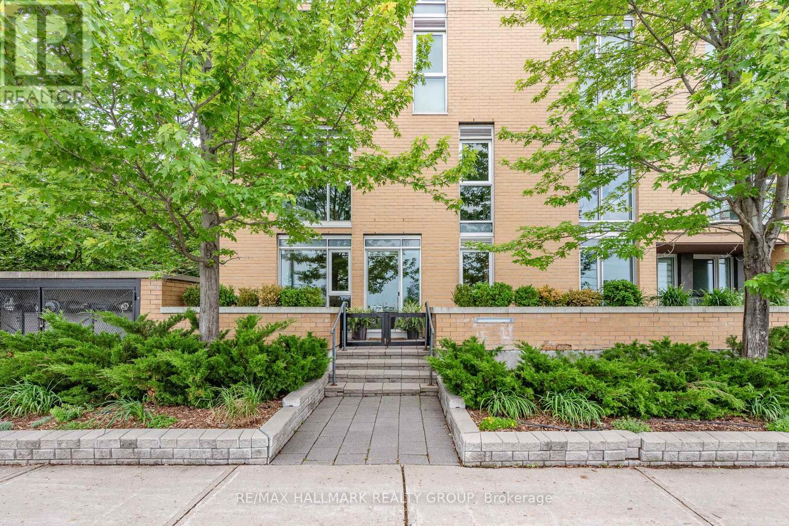 110 - 200 Lett Street, Ottawa, Ontario  K1R 0A7 - Photo 2 - X13469130