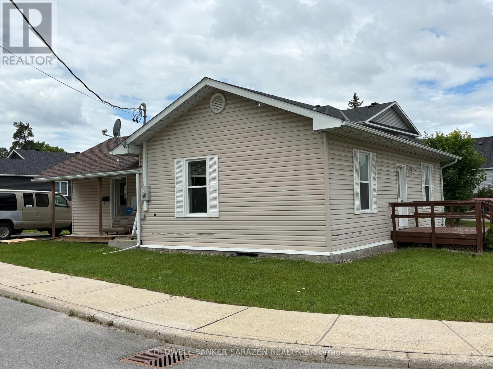 5 Norma Street S, Arnprior, Ontario  K7S 3B2 - Photo 2 - X13469144
