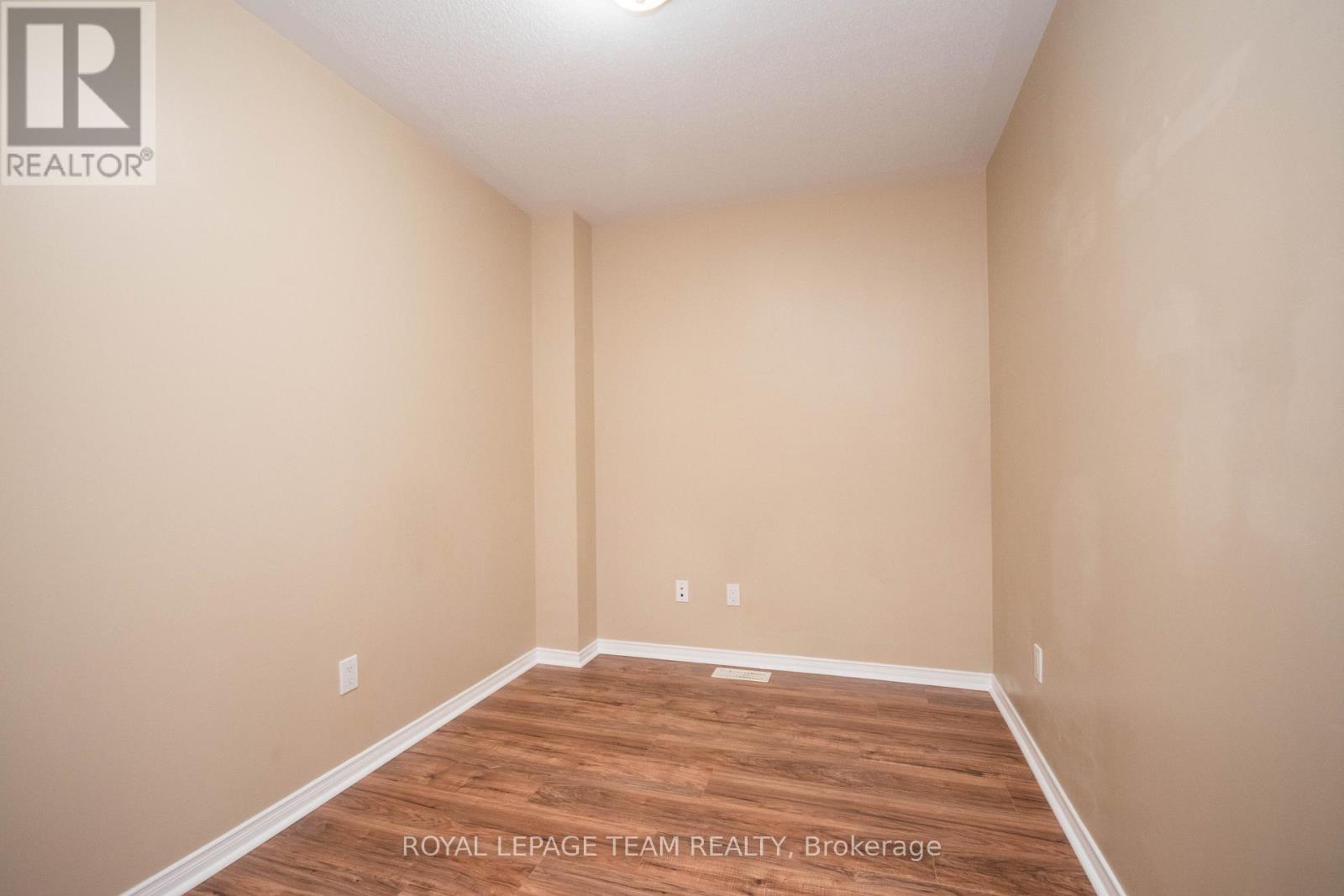 304 Citiplace Drive, Ottawa, Ontario  K2E 0A7 - Photo 4 - X13469192