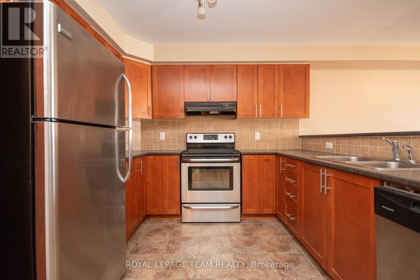 304 Citiplace Drive, Ottawa, Ontario  K2E 0A7 - Photo 9 - X13469192