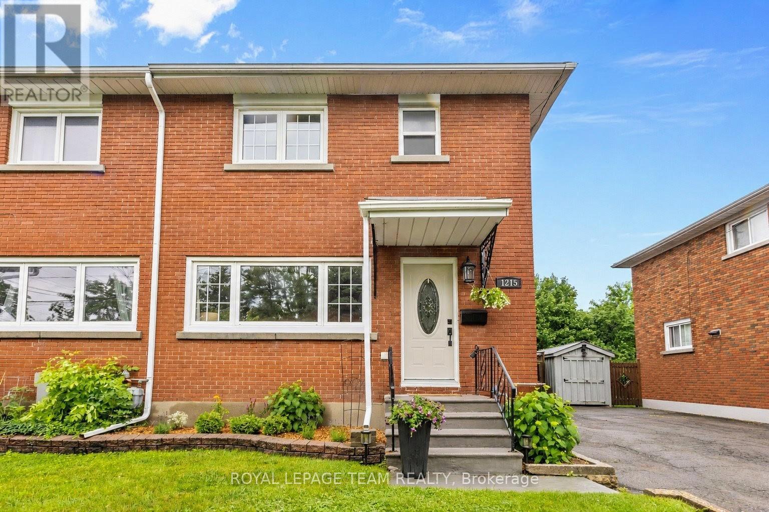 1215 Emperor Avenue, Ottawa, Ontario  K1Z 8C3 - Photo 2 - X13469204