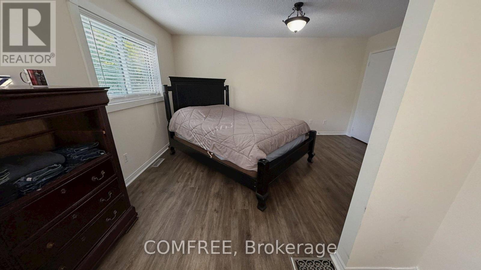 9 Birdie Court, Wasaga Beach, Ontario  L9Z 1C1 - Photo 12 - S13469322